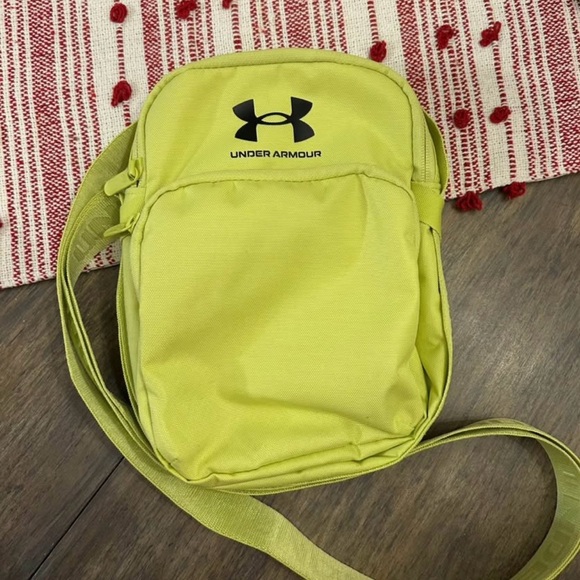 Under Armour Lime Green Crossbody Bag - Picture 1 of 2